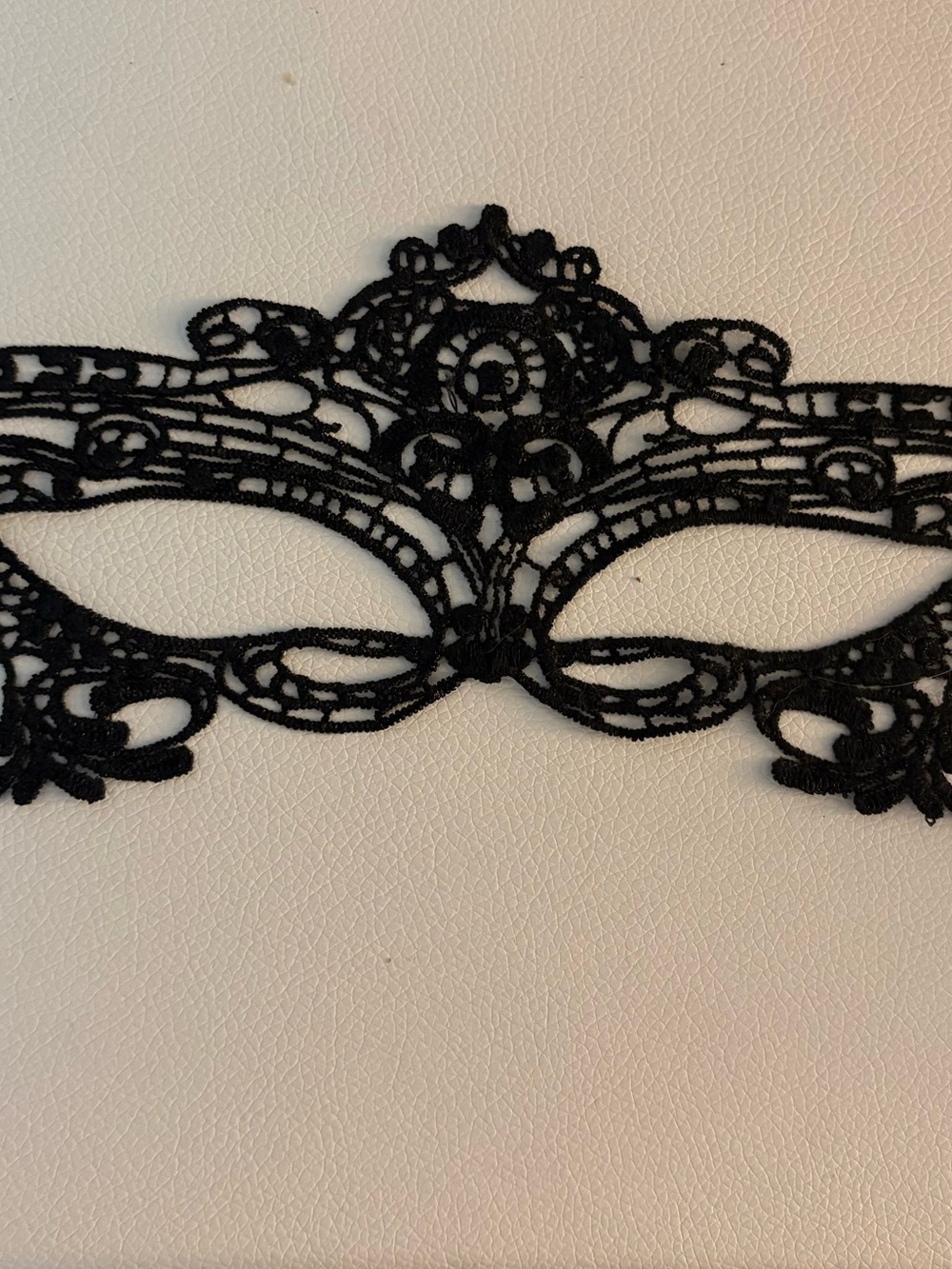 Delicate Black Lace Masquerade Eye Mask - Women's Venetian Style